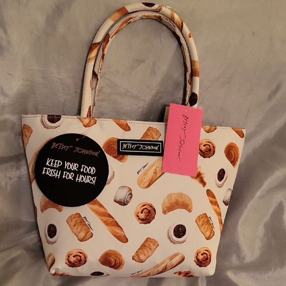 Betsey Johnson Bread Pastry Lunch Tote Bnwt Te - Picture 1 of 6